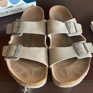 beige gray Birkenstock sandals